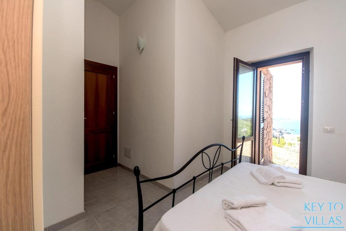 Villa Vista - Key To Villas Costa Paradiso Exterior photo